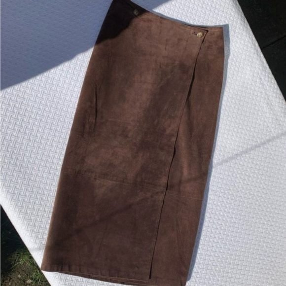 Tristan & Iseut Dresses & Skirts - ❌SOLD❌ Please do not purchase this item sold on another platform